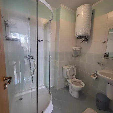 Oazis Sea View Apartment *